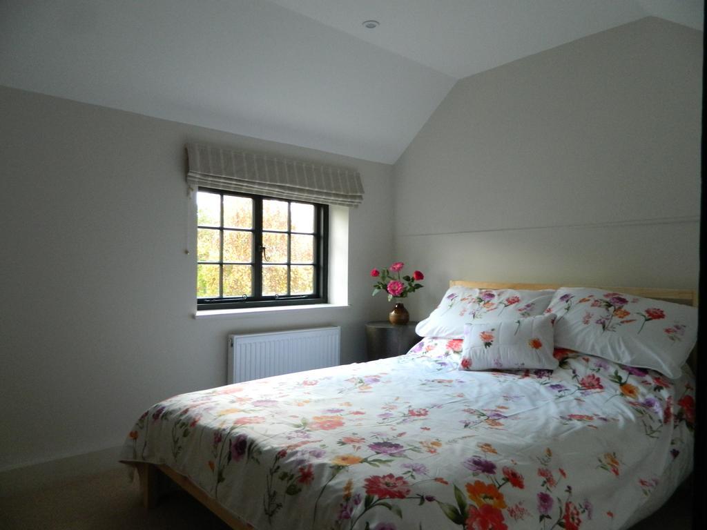 Henry VIII Cottage In The Heart Of Henley Bagian luar foto